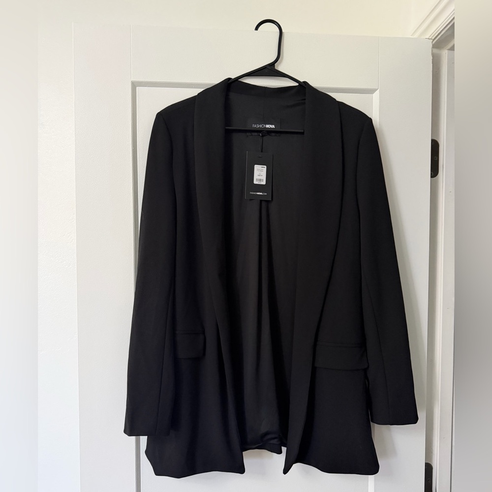 Fashion Nova Elegant Black Suit Jacket